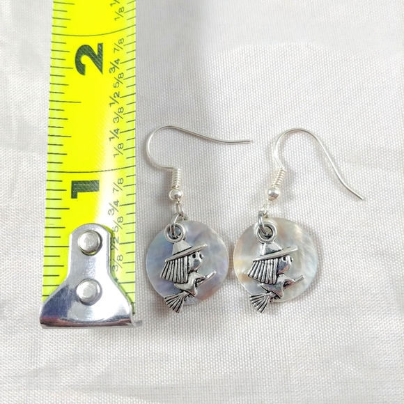 Halloween earrings Witch flying moon pearlescent - Picture 3 of 6